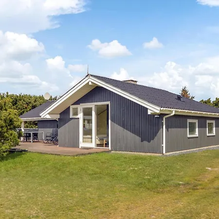 4 Bedroom Gorgeous In 펜션 Blåvand