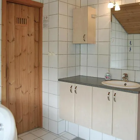 4 Bedroom Gorgeous In 펜션